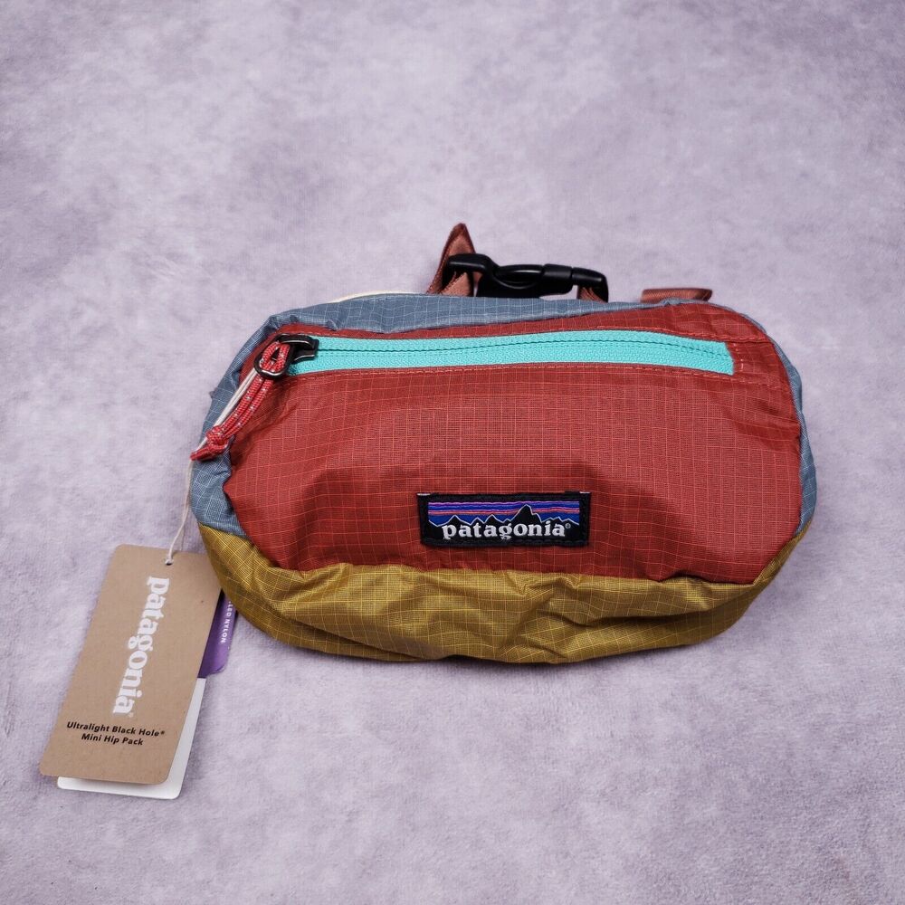 Patagonia Ultralight Black Hole Mini Hip Pack Belt Bag Patchwork Cabin Gold 1L